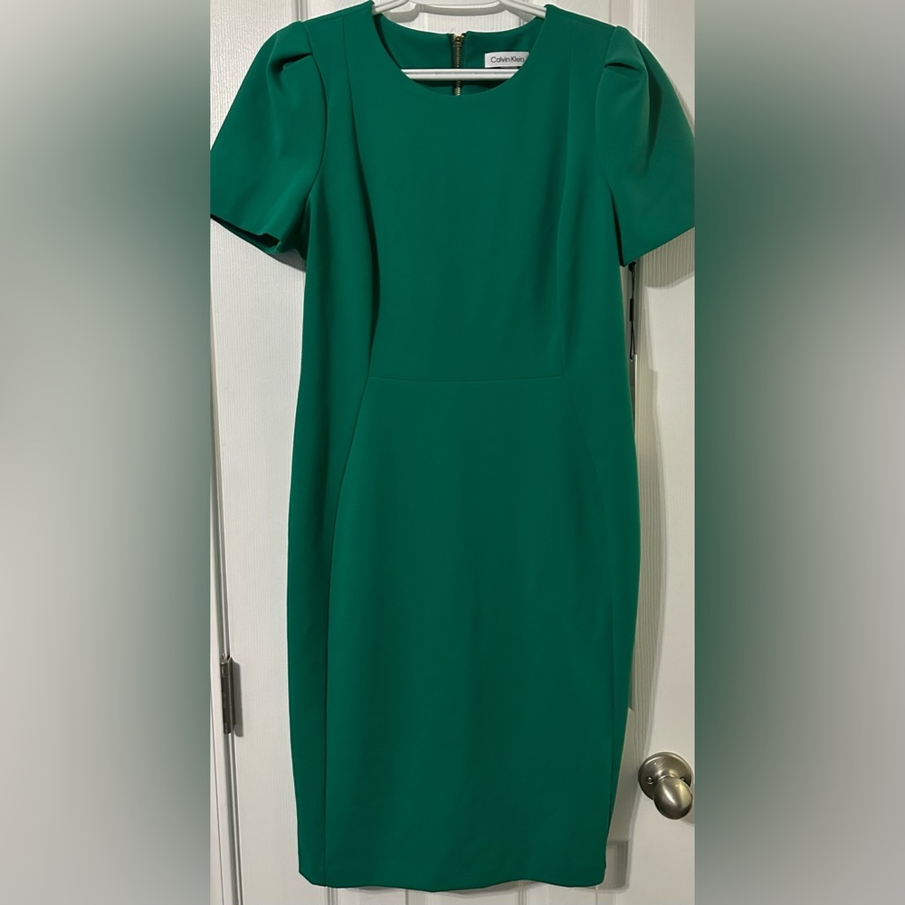 New with tags Calvin Klein size 12 Green business casual sheath dress zip back